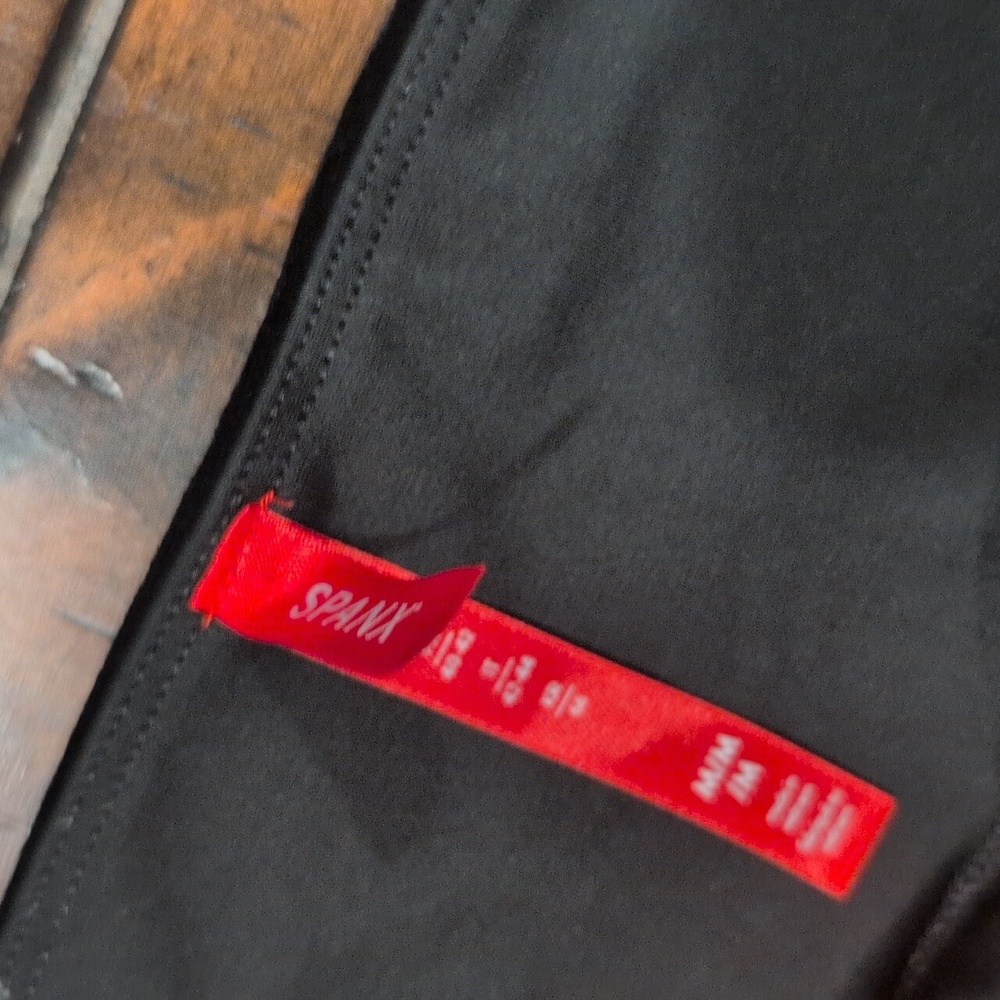 Spanx velvet leggings - Picture 6 of 8